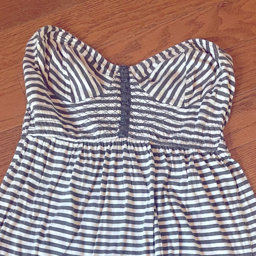 Strapless grey and white striped dress